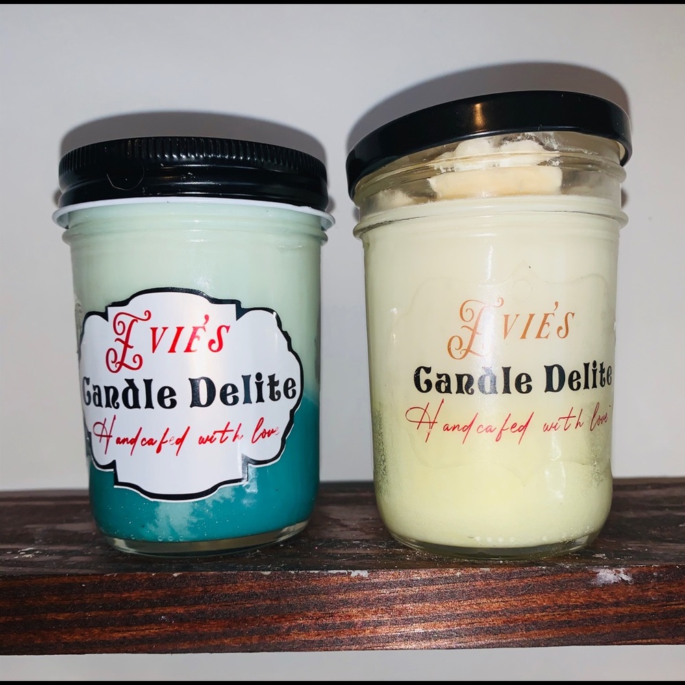 2-8oz soy scented candles